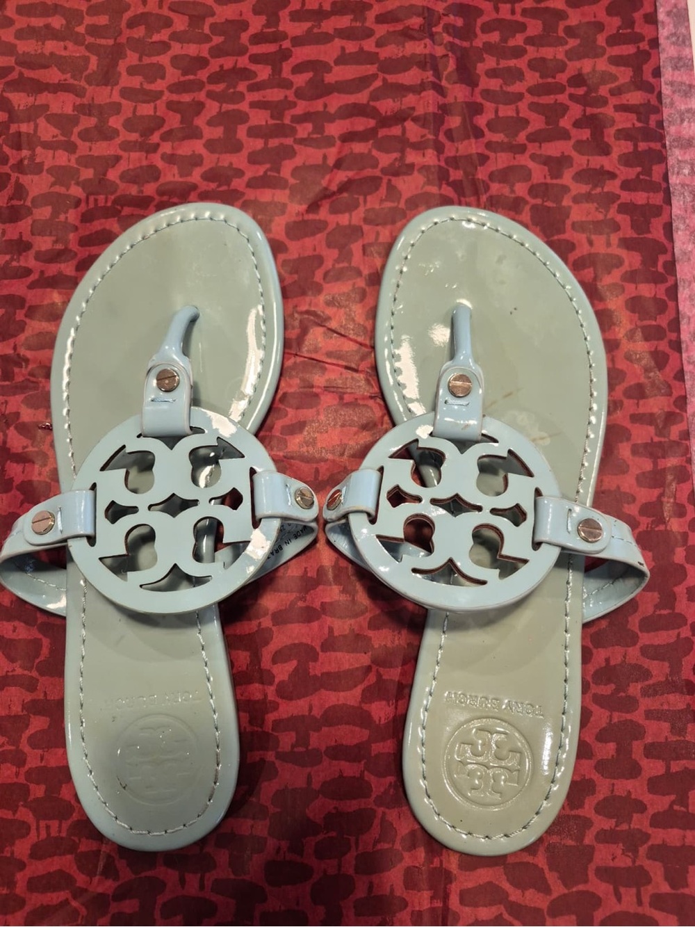 Tory Burch Light Blue Women's Logo Cutout Patent Leather Sandals size 6.5